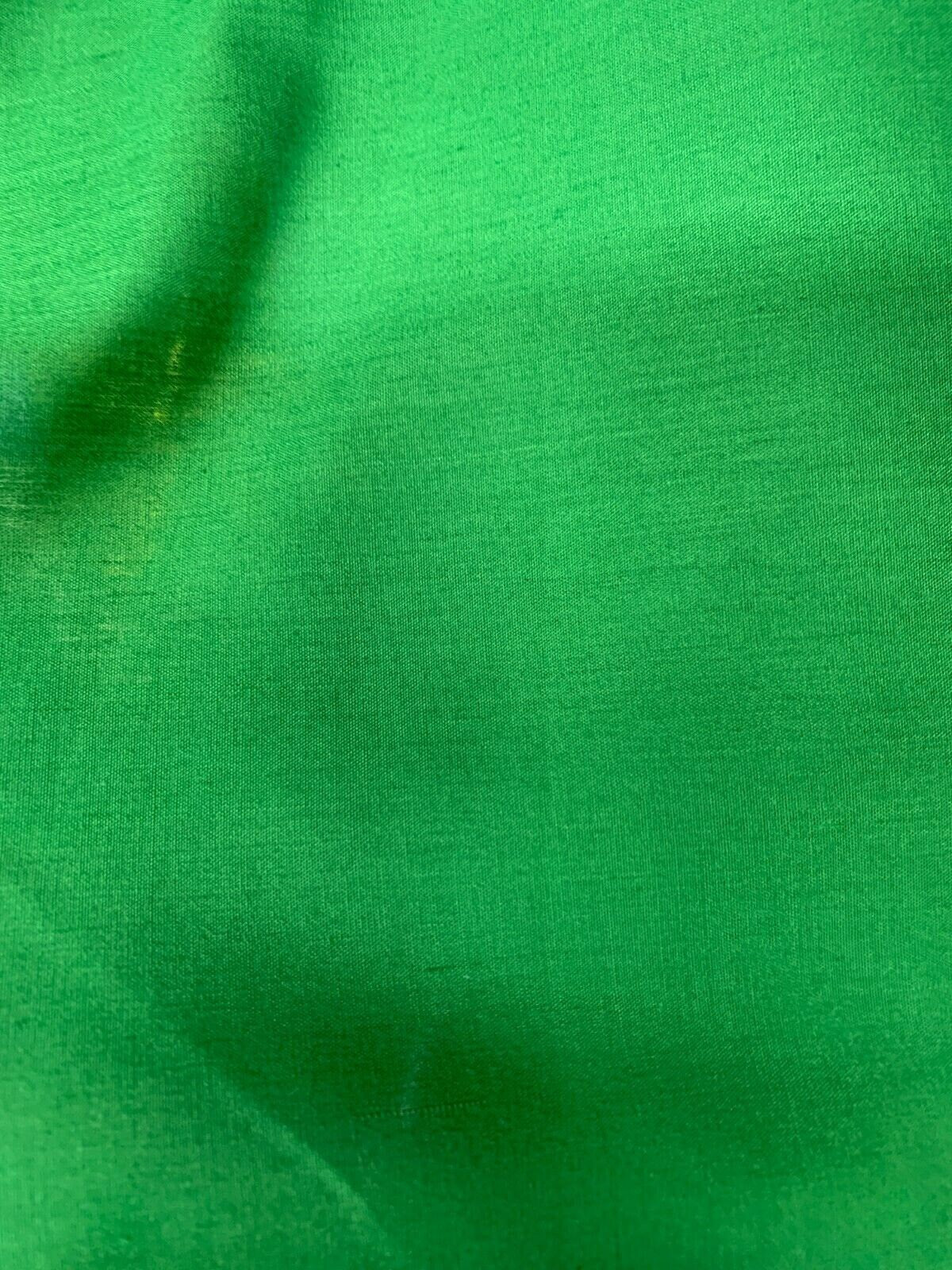 KELLY GREEN Light Weight Cotton Fabric (45 in.) Sold By The Yard