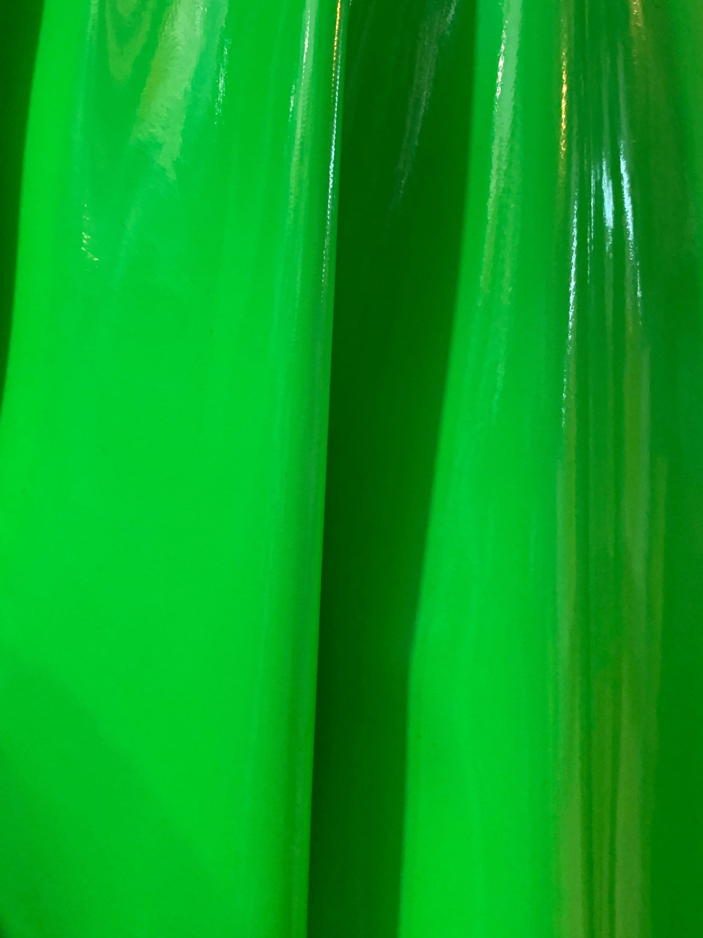 BRIGHT GREEN Shiny Glossy PVC Pleather Stretch Fabric (58 in.) Sold By The Yard