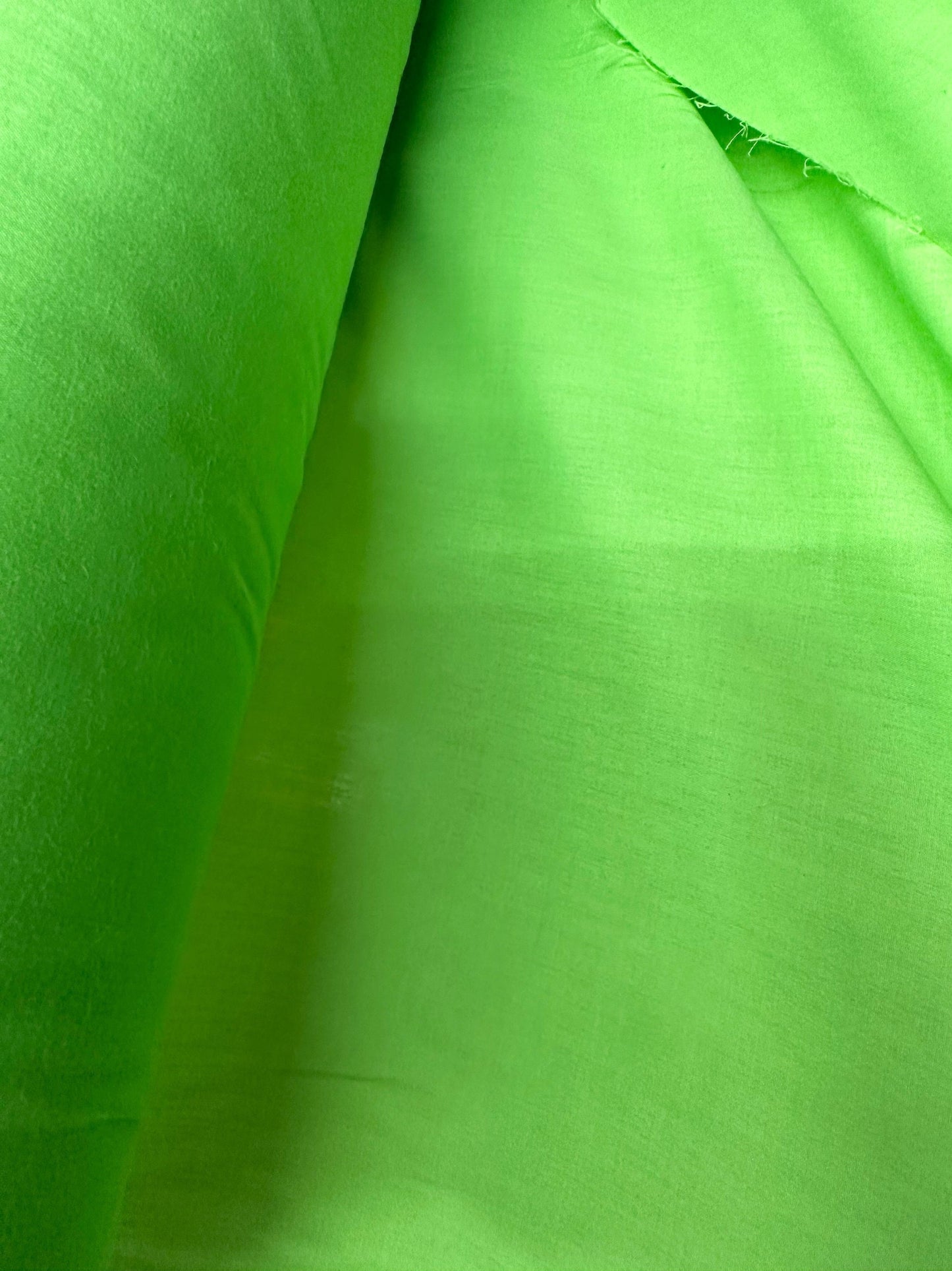 BRIGHT GREEN Light Weight Cotton Fabric (45 in.) Sold By The Yard